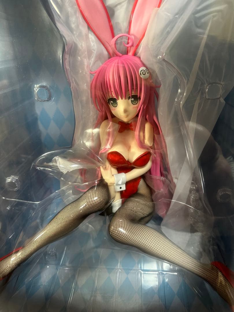 入手困難　ララ バニーVer. フィギュア