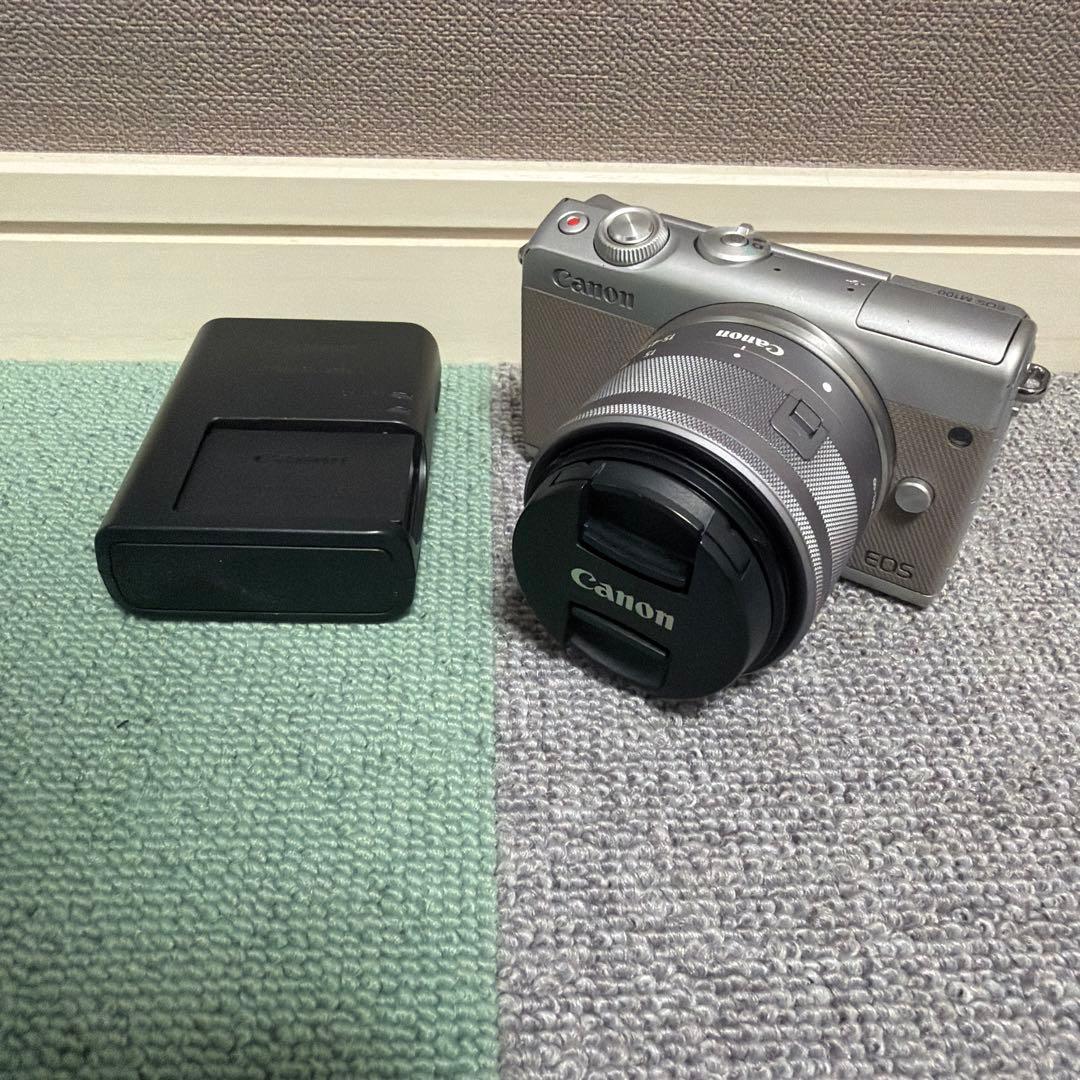 Canon EOS M100 シルバー 15-45mm レンズ付き