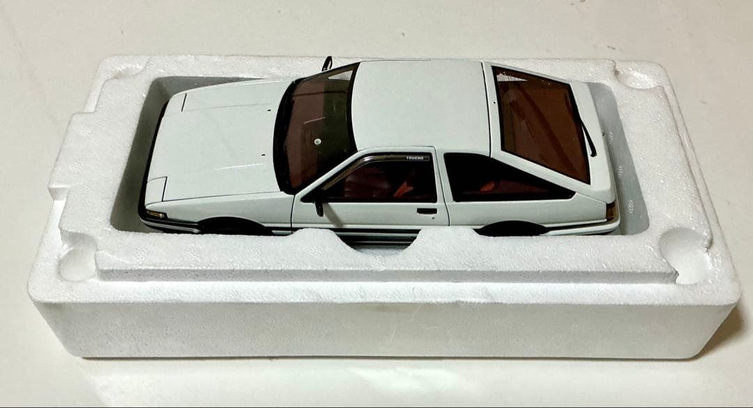 1/18 オートアート AE86『頭文字D Legend1 -覚醒-』 トレノ