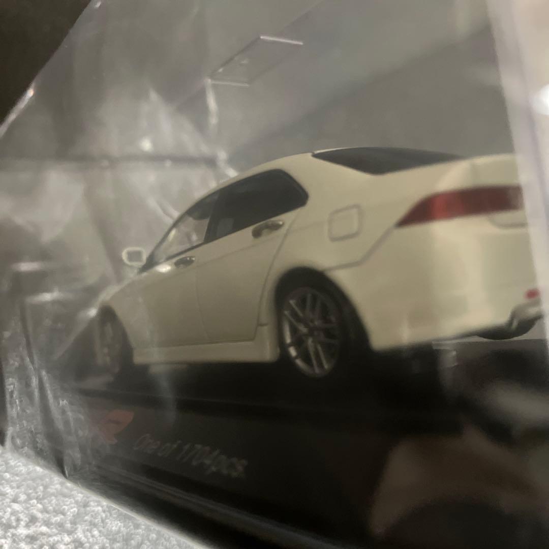 1/43 ホンダ　アコード　ユーロR　ミニカー　プレミアムホワイトパール