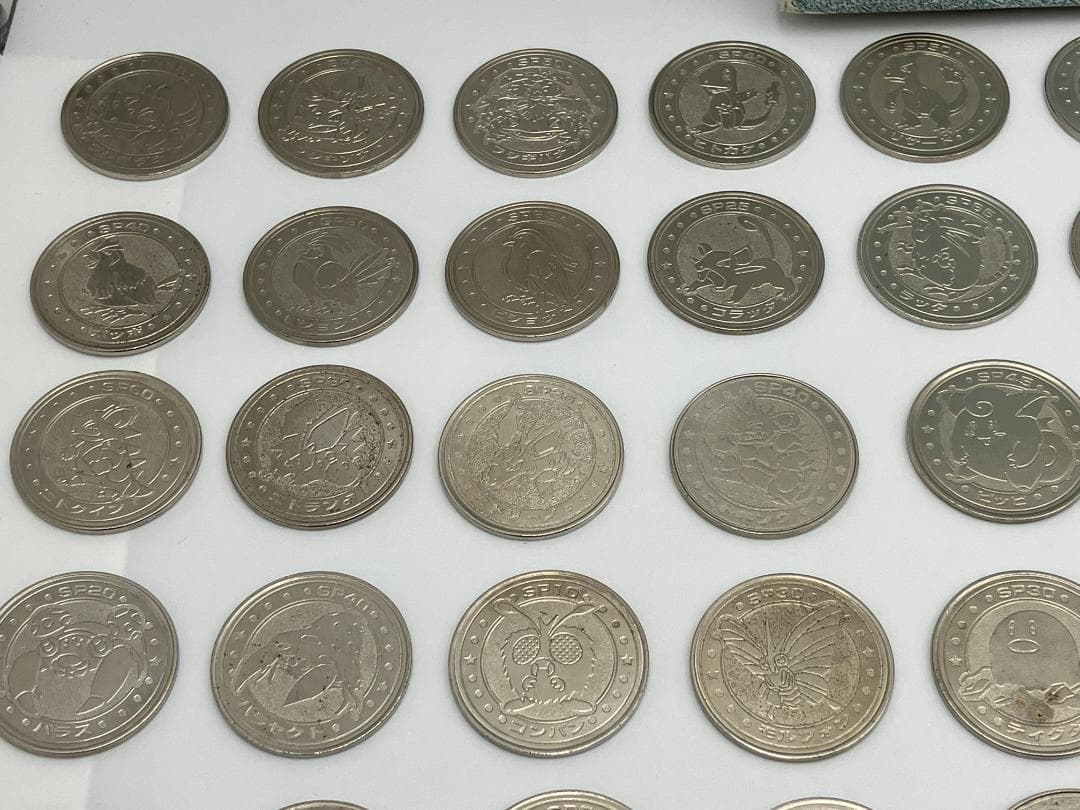 ポケモン　メタル　１５１種　コンプ　メダル　　明治