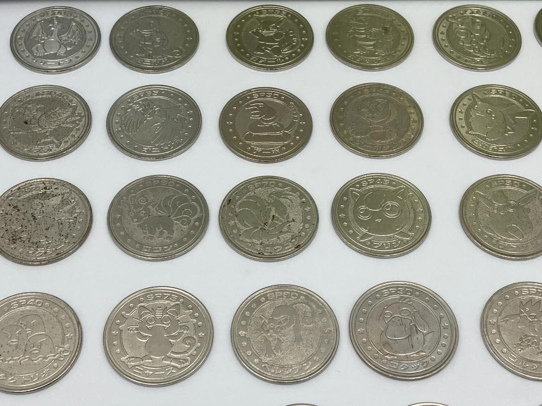 ポケモン　メタル　１５１種　コンプ　メダル　　明治