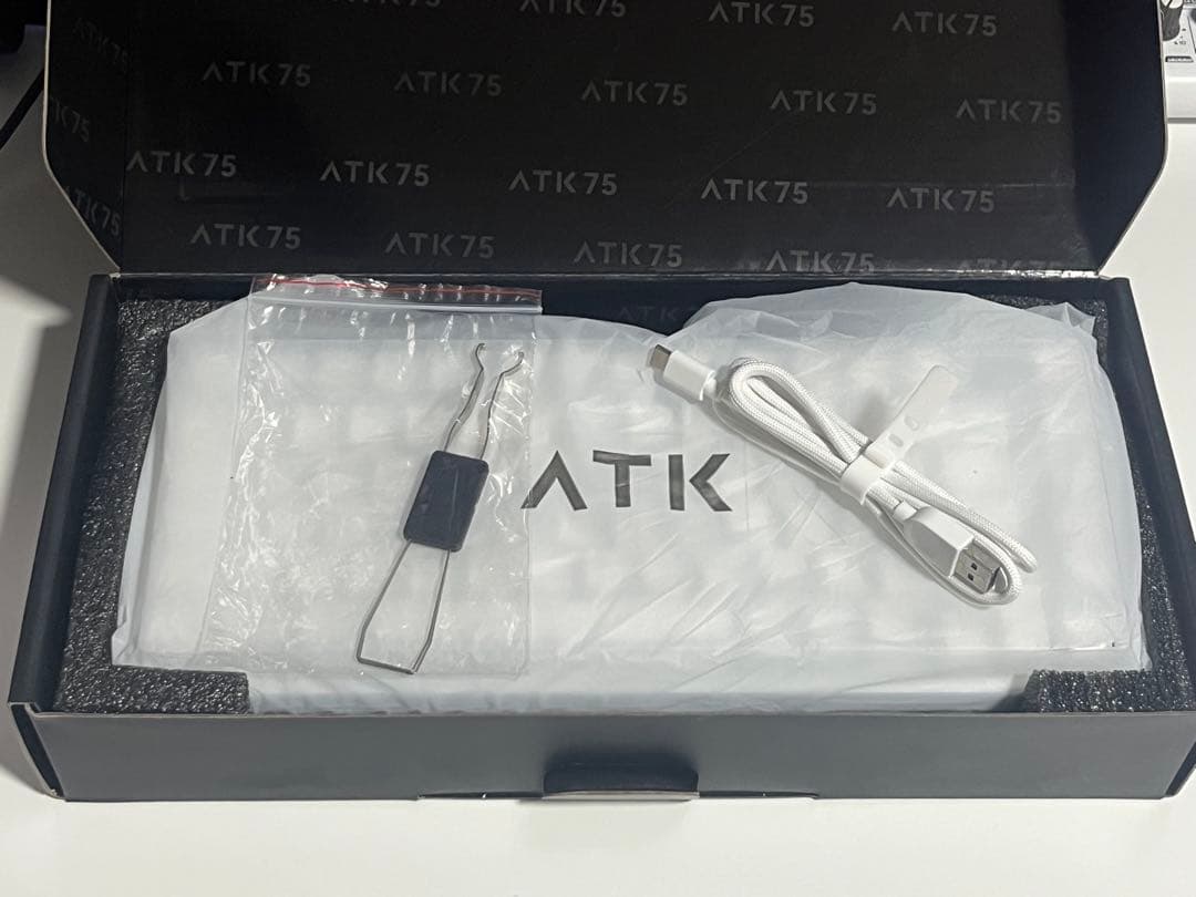 VXE ATK75 White G版