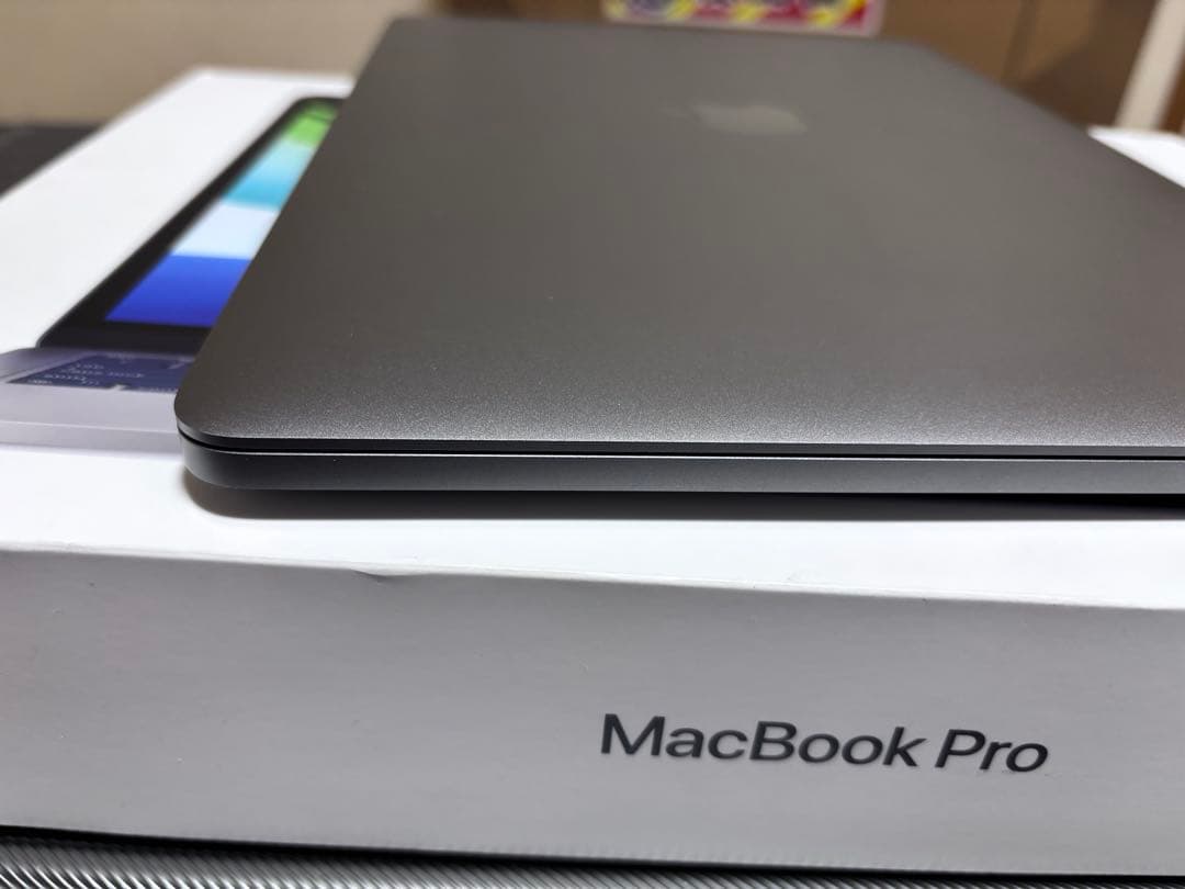 MacBook本体 MacBook Pro 13 M1 8GB 256GB