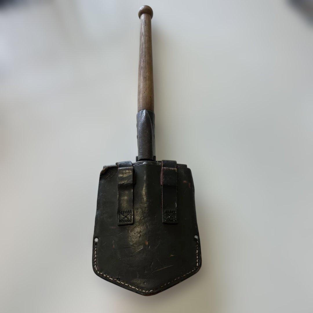 ドイツ軍　折りたたみ　スコップ　シャベル