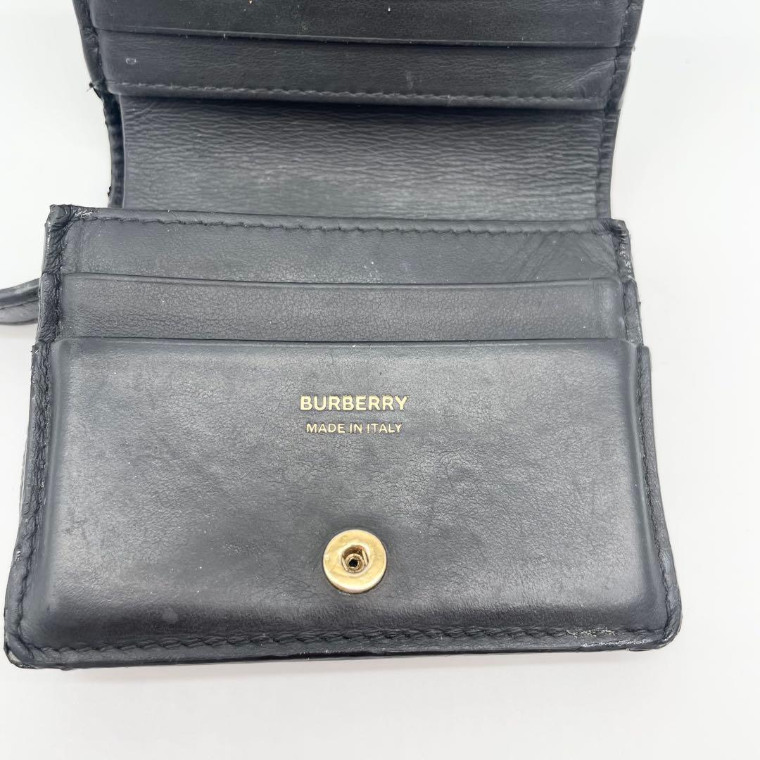 BURBERRY 二つ折り財布　レザー　ブラック　ゴールドロゴ