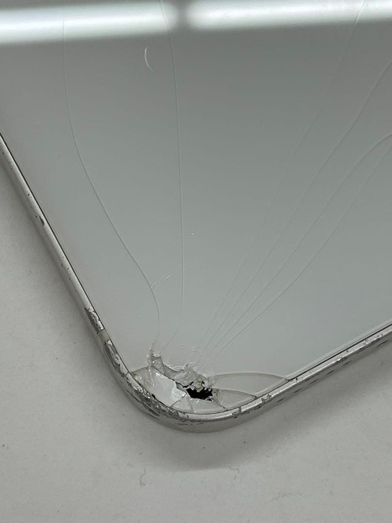 iPhone14 128GB 背面割れジャンク