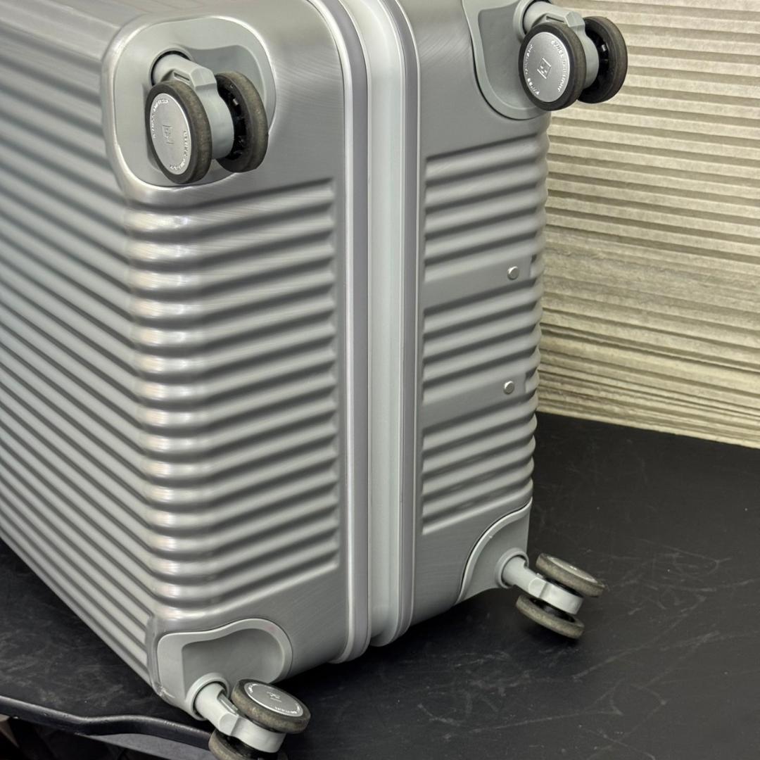 ☆スイスミリタリー　キャリーバッグ　SM-I828　105L　64144