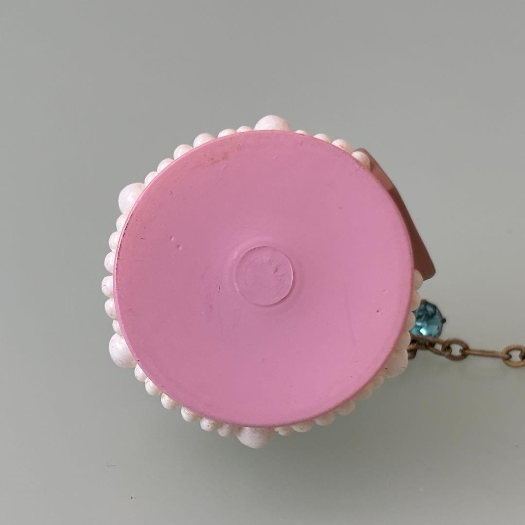 シュガーバニーズ　キーホルダー　ケーキ