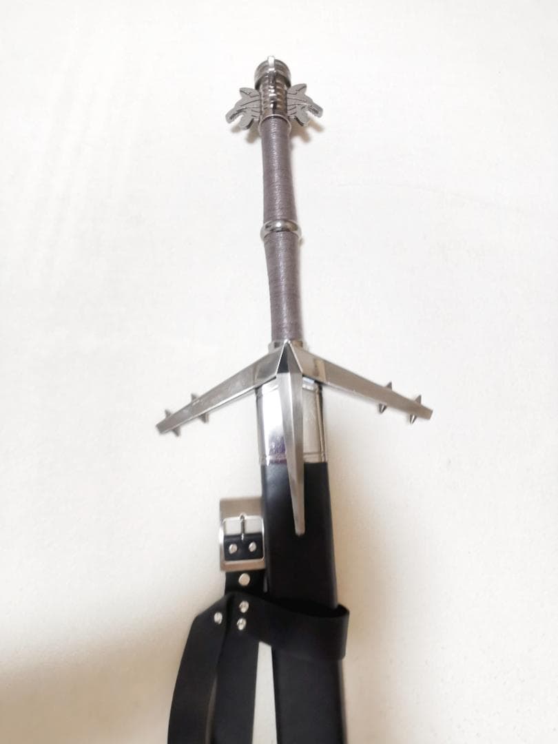 ウィッチャー3 ワイルドハント エアロンダイト 金属製 模造刀 西洋剣 美術品