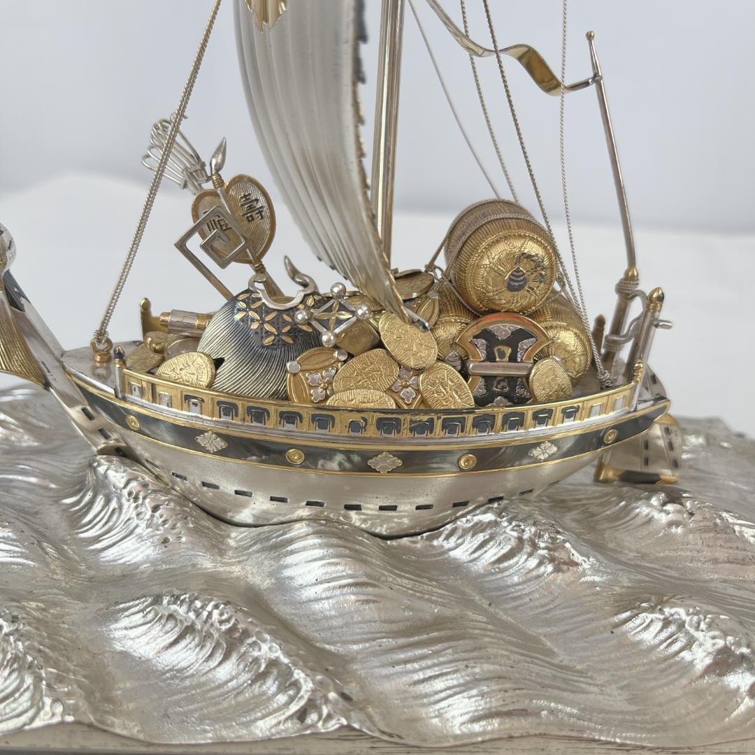 美品☘️ 三越謹製　銀製刻印　宝船　約272ｇ　置物　ガラスケース付