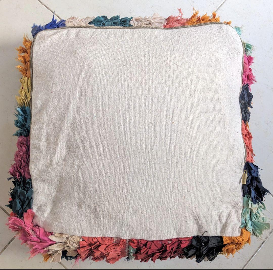 【本日限定値下】猫のプフ-ボシャルウィットプフ-No.8