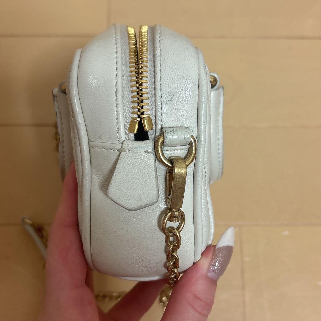 MIU MIU マテラッセショルダーバッグ チェーン付き