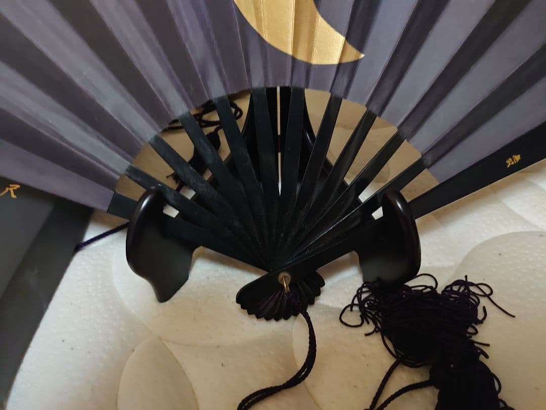 鉄扇です。ハクオロさんのあれ