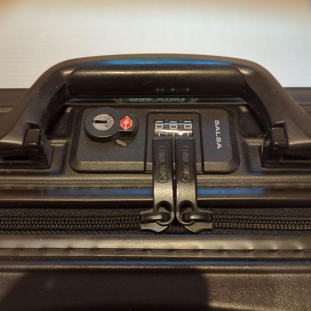 リモワ 機内持ち込み可 4輪 ビジネストロリー 23L マットブラック