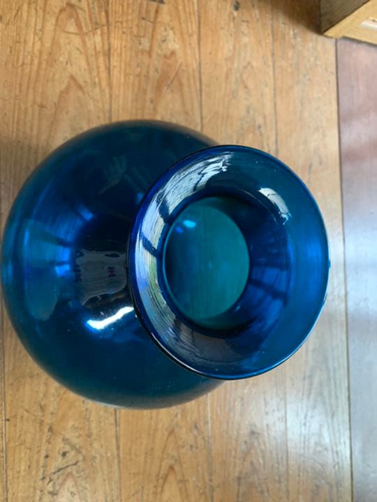 瑠璃色　ガラス　花瓶