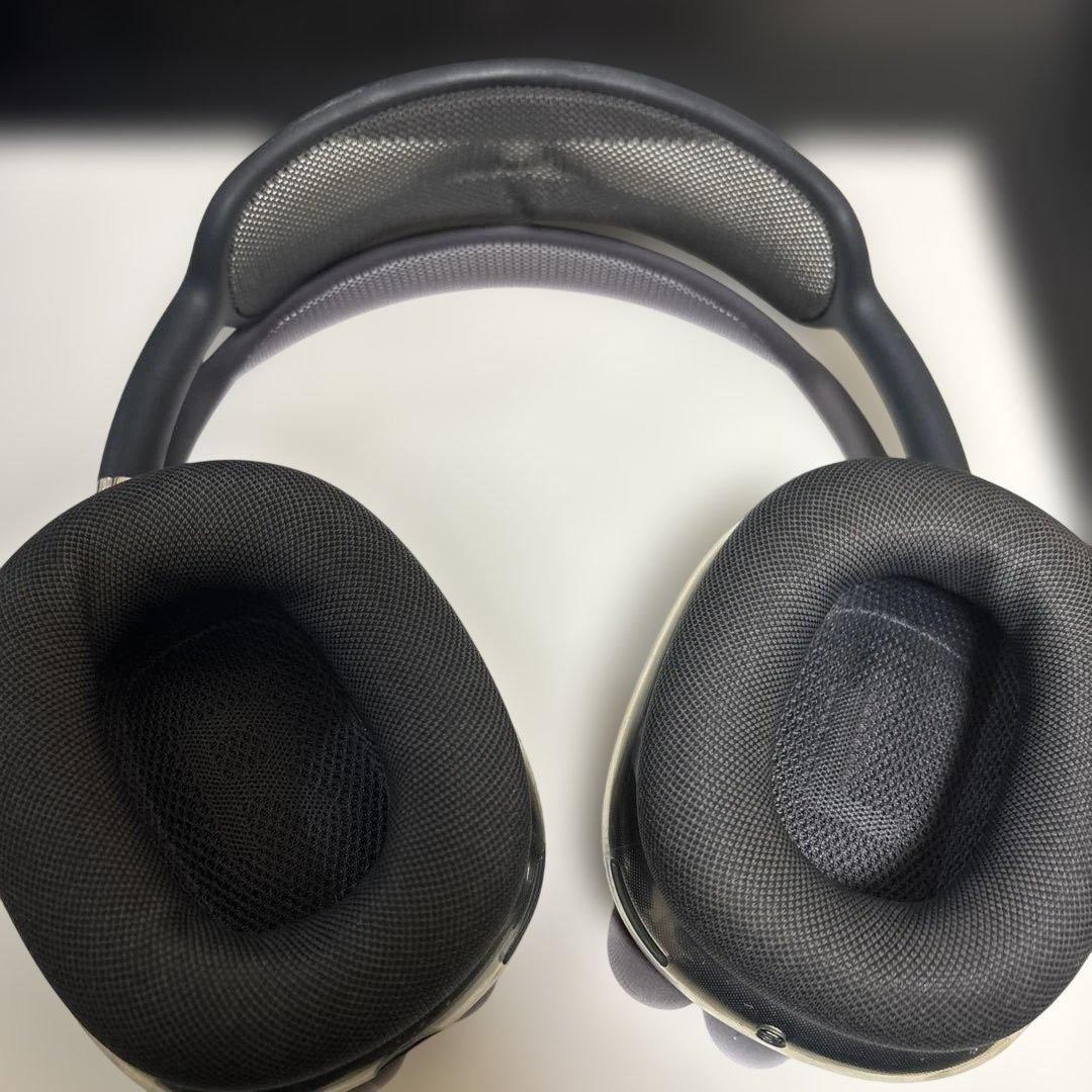 ヘッドホン AirPods MAX