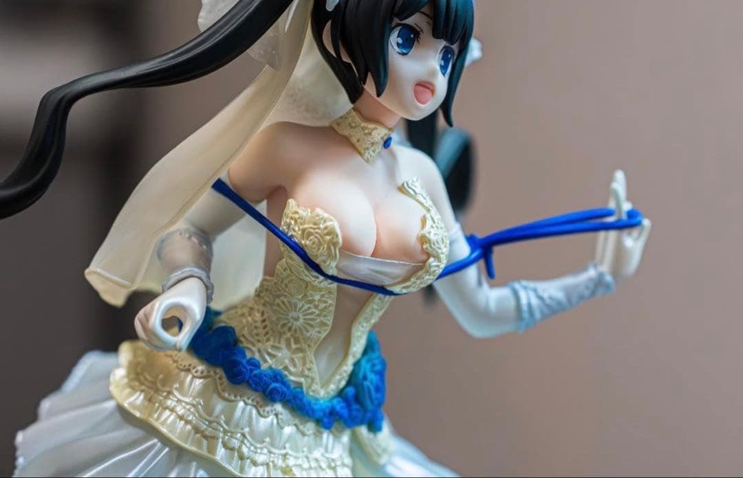 フィギュア ヘスティア ウエディングドレス