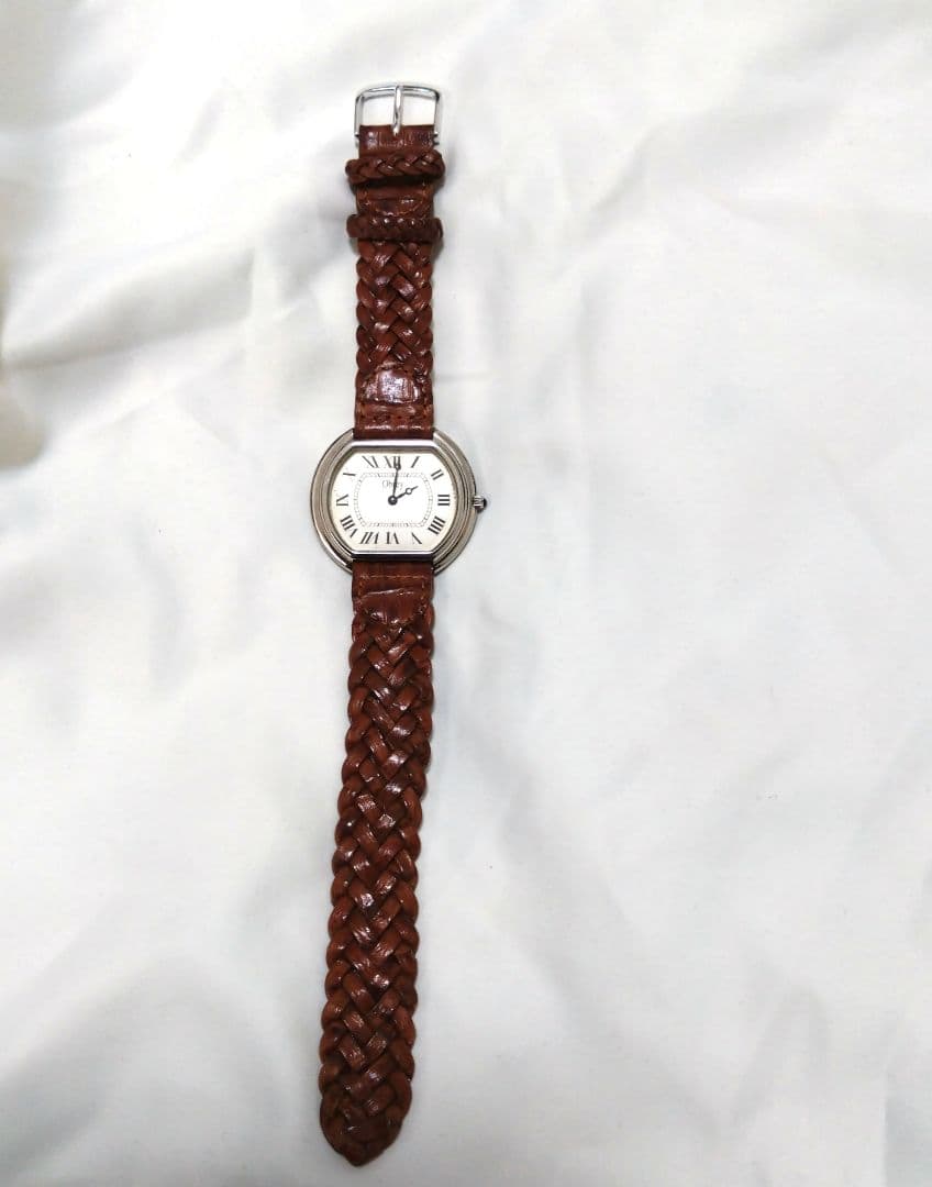 希少モデル　廃盤　Obrey　ローマ数字　腕時計