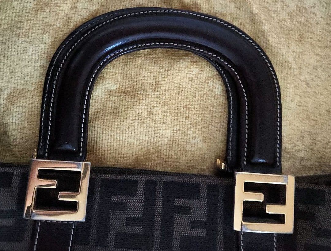 FENDI フェンディ ズッカ ハンドバッグ ブラウン