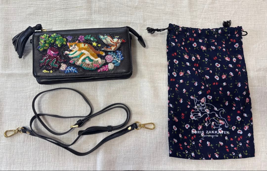 ヒグチユウコ　お財布バッグ