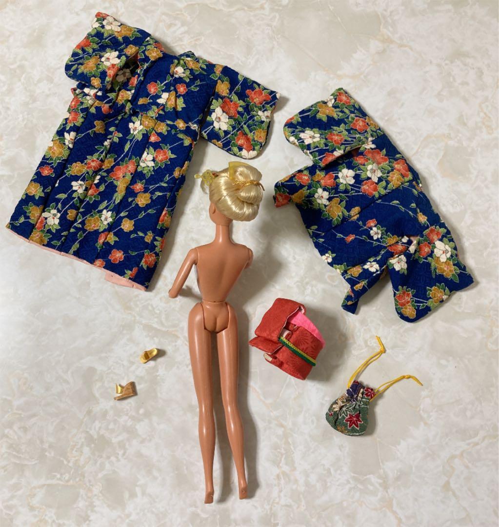 バービー　日本髪(実際の美容院)で結ってもらった、手作りの着物セットをお召しです