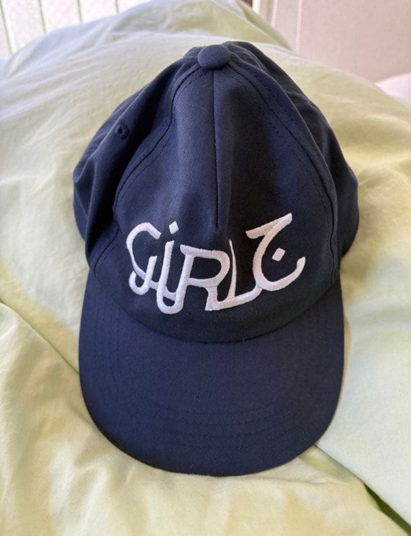 life mania girlz キャップ　ネイビー