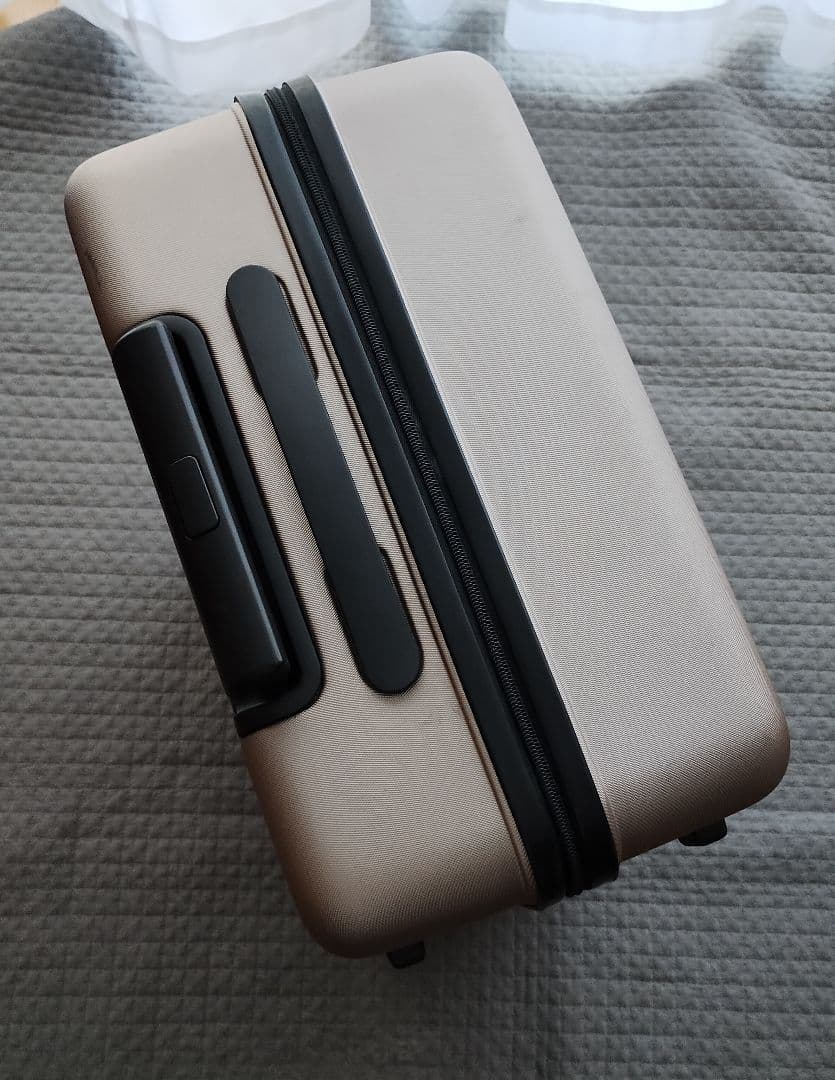 ■無印 キャリーケース 65L タイヤロック機能付