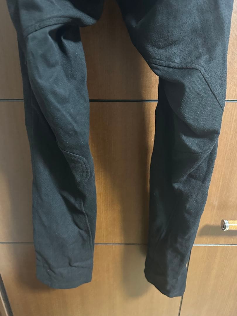 JULIUS（ユリウス）ブラック サルエルパンツ