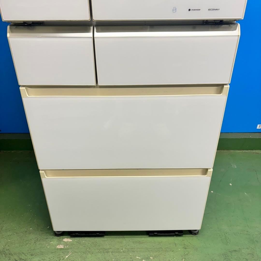 564 大型冷蔵庫　観音開き　6ドア　鏡面　自動製氷機　400L〜500L 美品