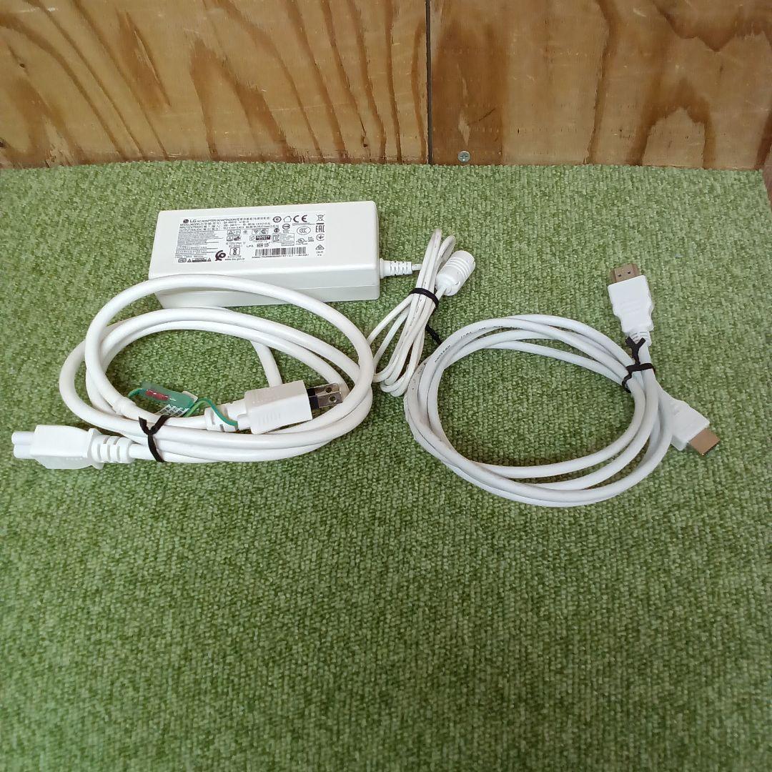 TOMO31.5インチ4K液晶モニターLG32UN550-W ①