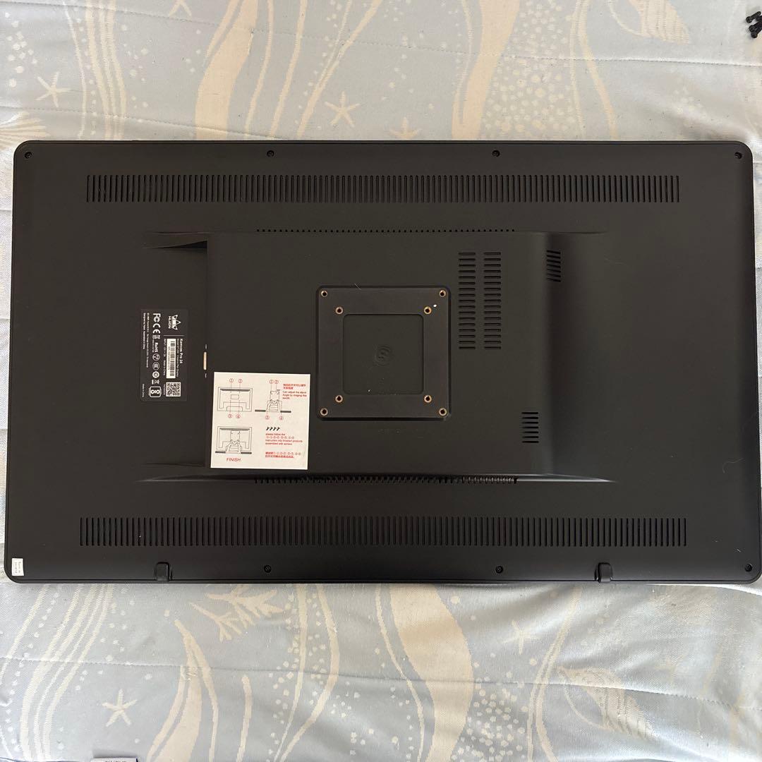 Kamvas Pro 24 ディスプレイ ＋ スリムペン 箱 マニュアルなし