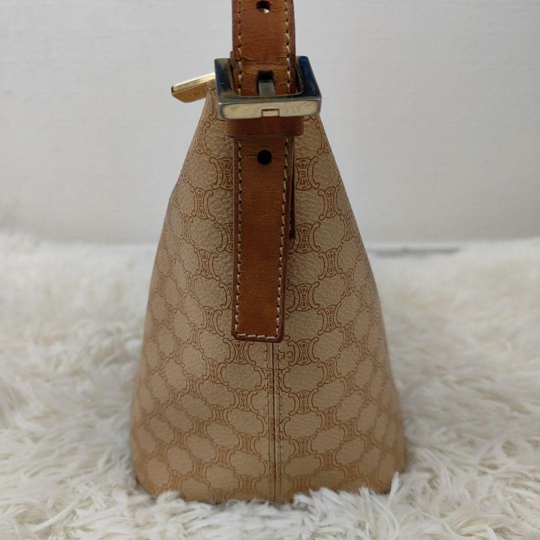 本日限定価格　セリーヌ　アクセサリーポーチ　マカダム　PVC レザー　トリオンフ