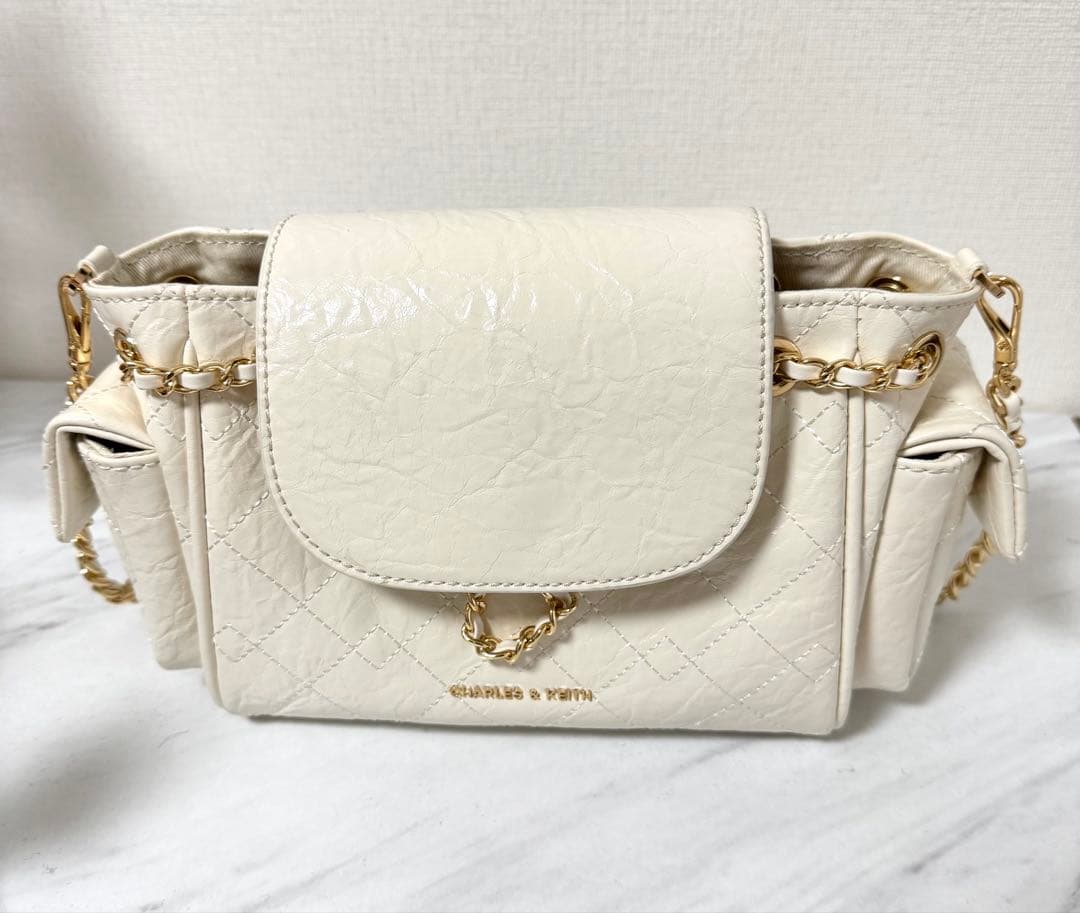 CHARLES & KEITH♡バッグ