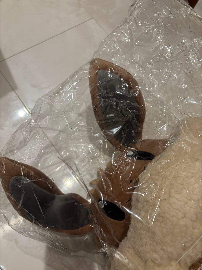 新品 即納 ボタンのイーブイリュック