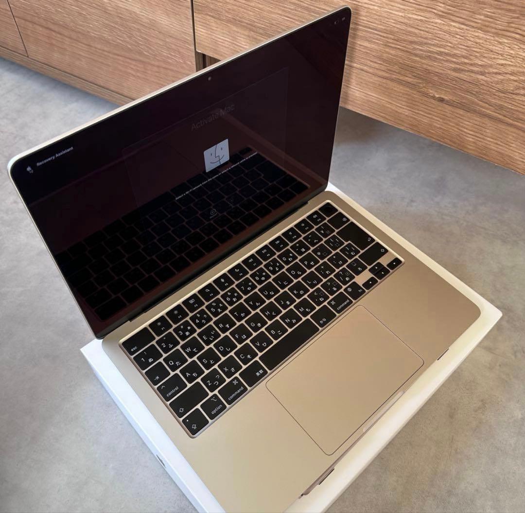 Apple MacBook Air 13インチ M3 2024