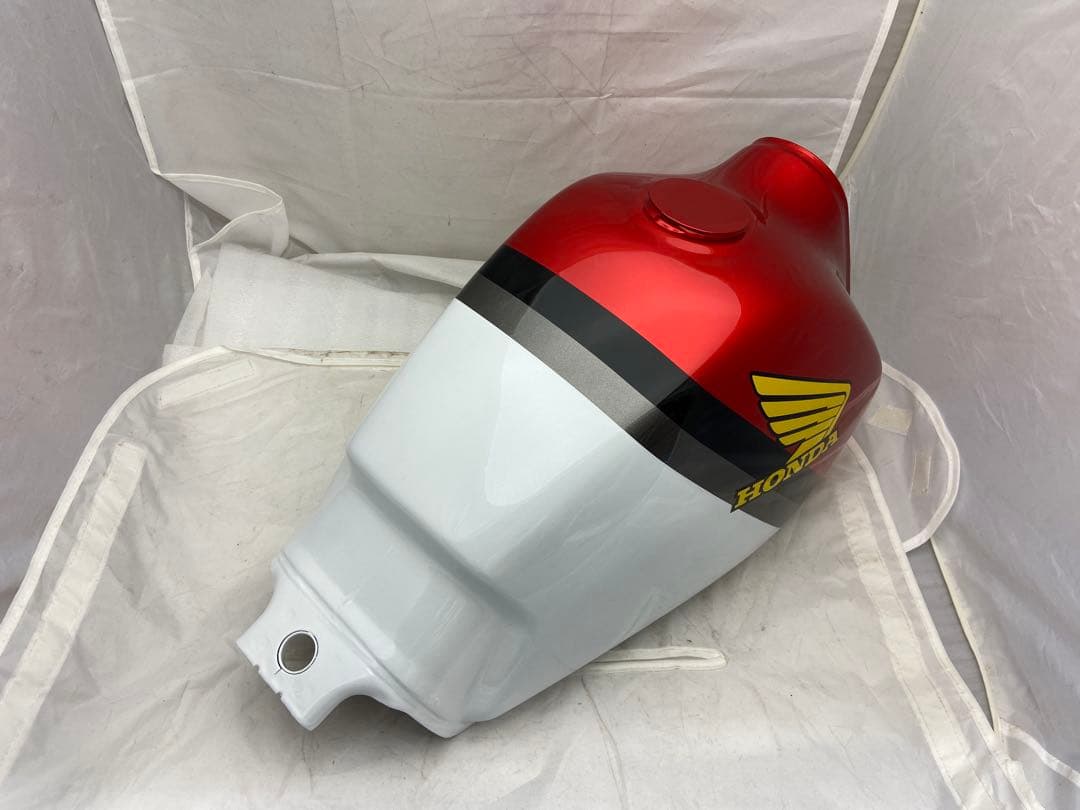 メ*0様 ホンダ　FTR223純正タンク　塗装後未使用品