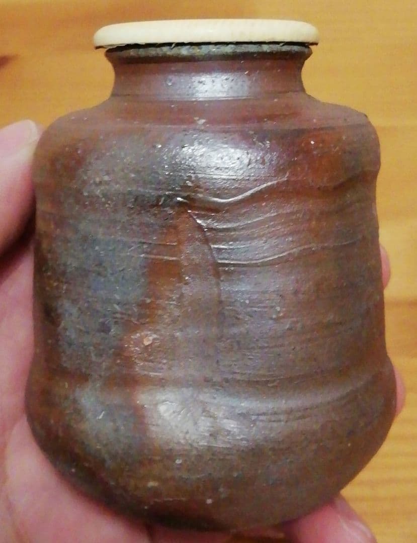 木村一陽作　備前焼　茶入　共箱　仕服付　茶道具