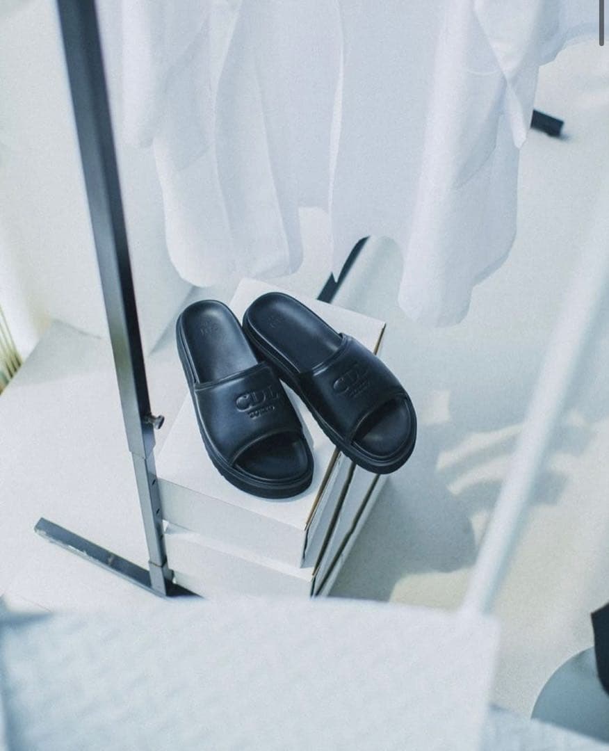 ミュージシャン CDL Padded Platform Sandals