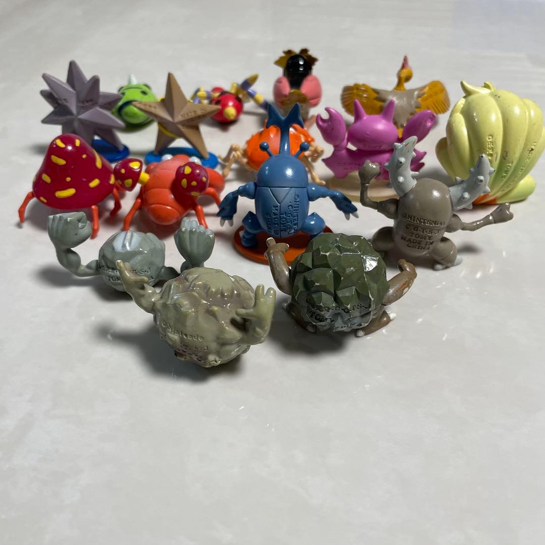 楽一番公式アカウント03 【16体】モンコレ　ポケモン　初期　まとめ売り