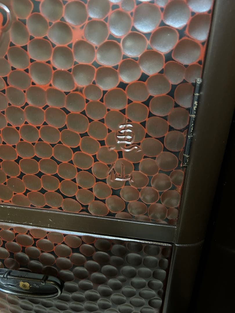 鎌倉彫　佐藤恵仙作　高級桐和箪笥4段引き出し 彫刻花模様