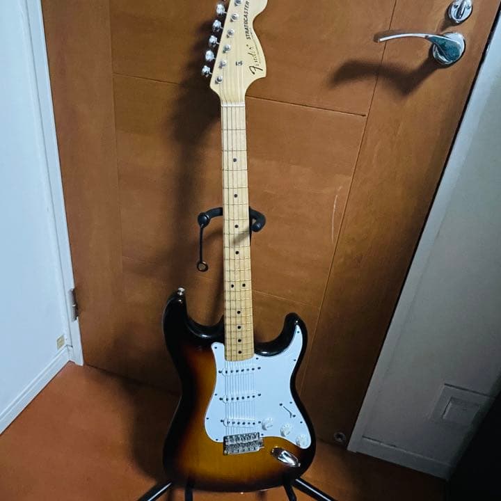 Fender ST68-TX 3TS/M ストラトキャスター　ギター