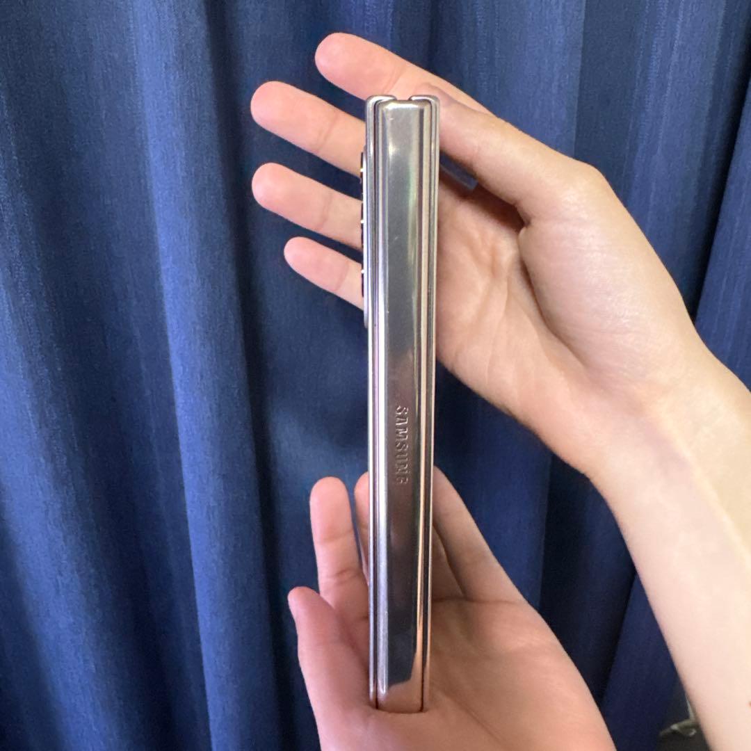 携帯電話本体 Samsung Galaxy Z fold4