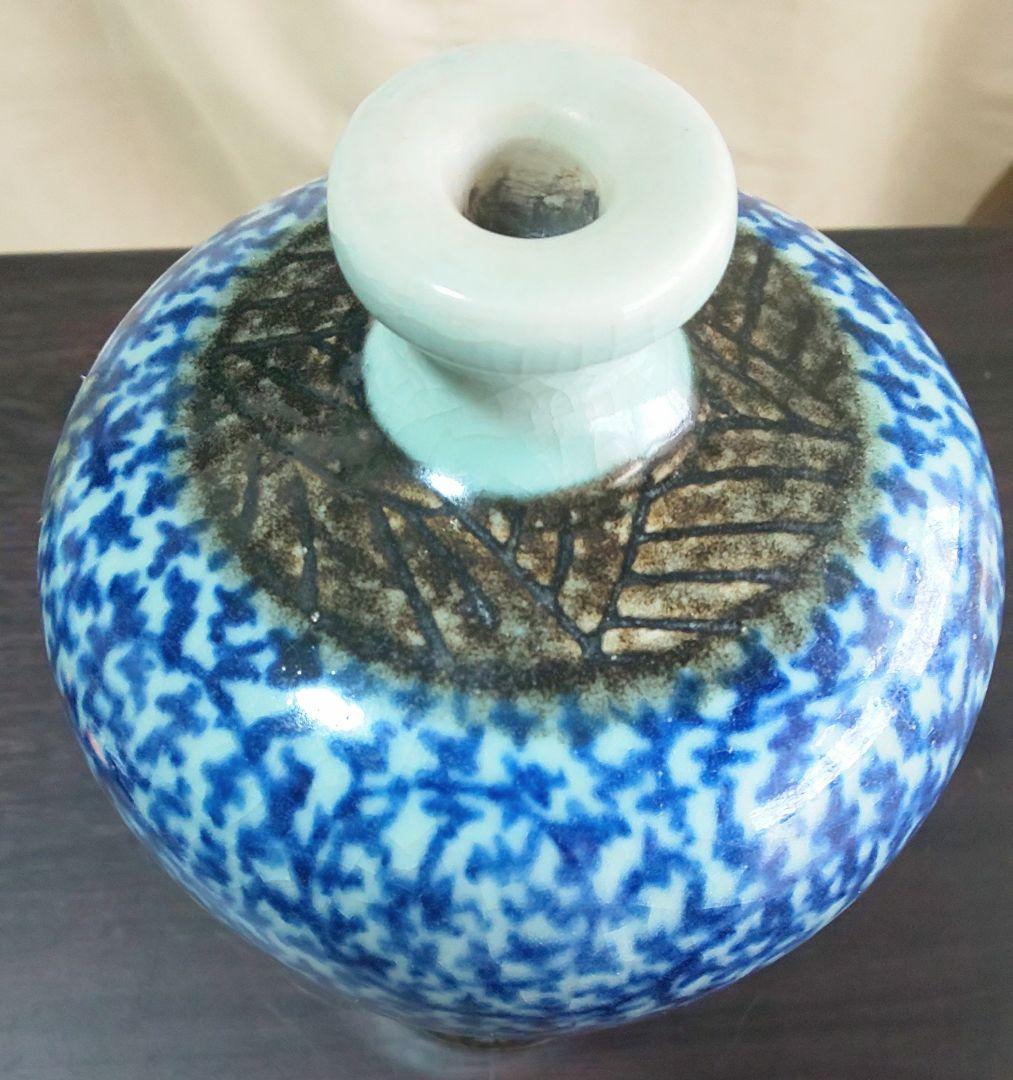 古伊万里 白磁 唐草模陶器壺 つぼ鶴型花瓶