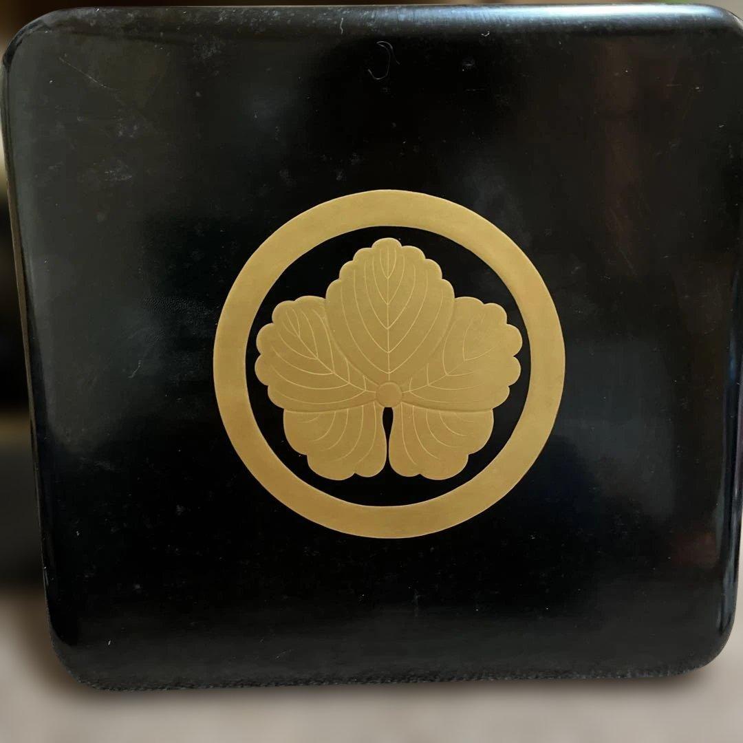 輪島塗重箱 アンティーク　木箱入り　26日迄の出品です