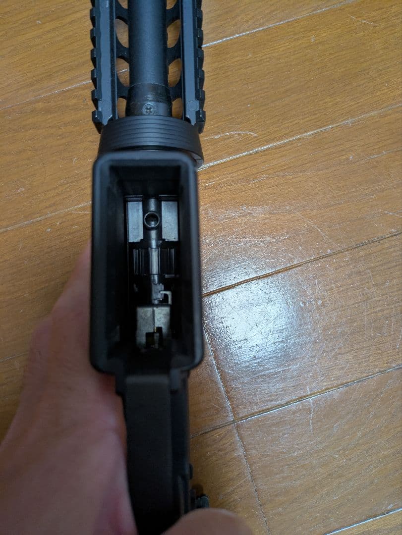 東京マルイ次世代電動ガン SOPMOD M4 バッテリー、マガジン4本付き