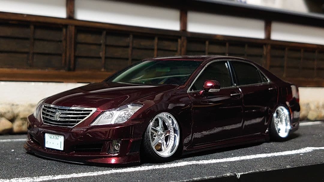 1/24 アオシマ ロジャム 20クラウン ロイヤル 完成品