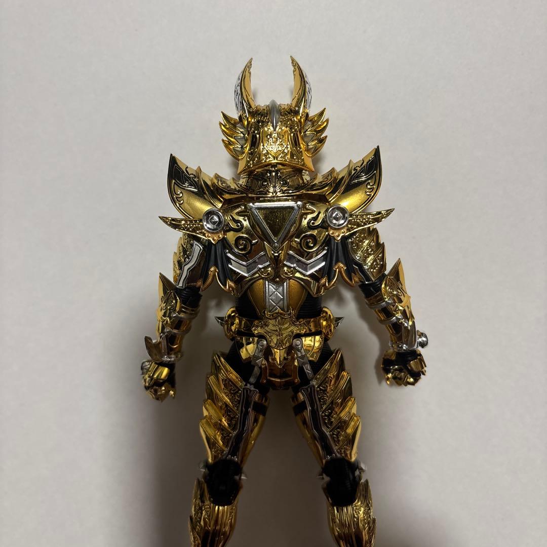 T*N様 黄金騎士牙狼　真骨彫　雷牙