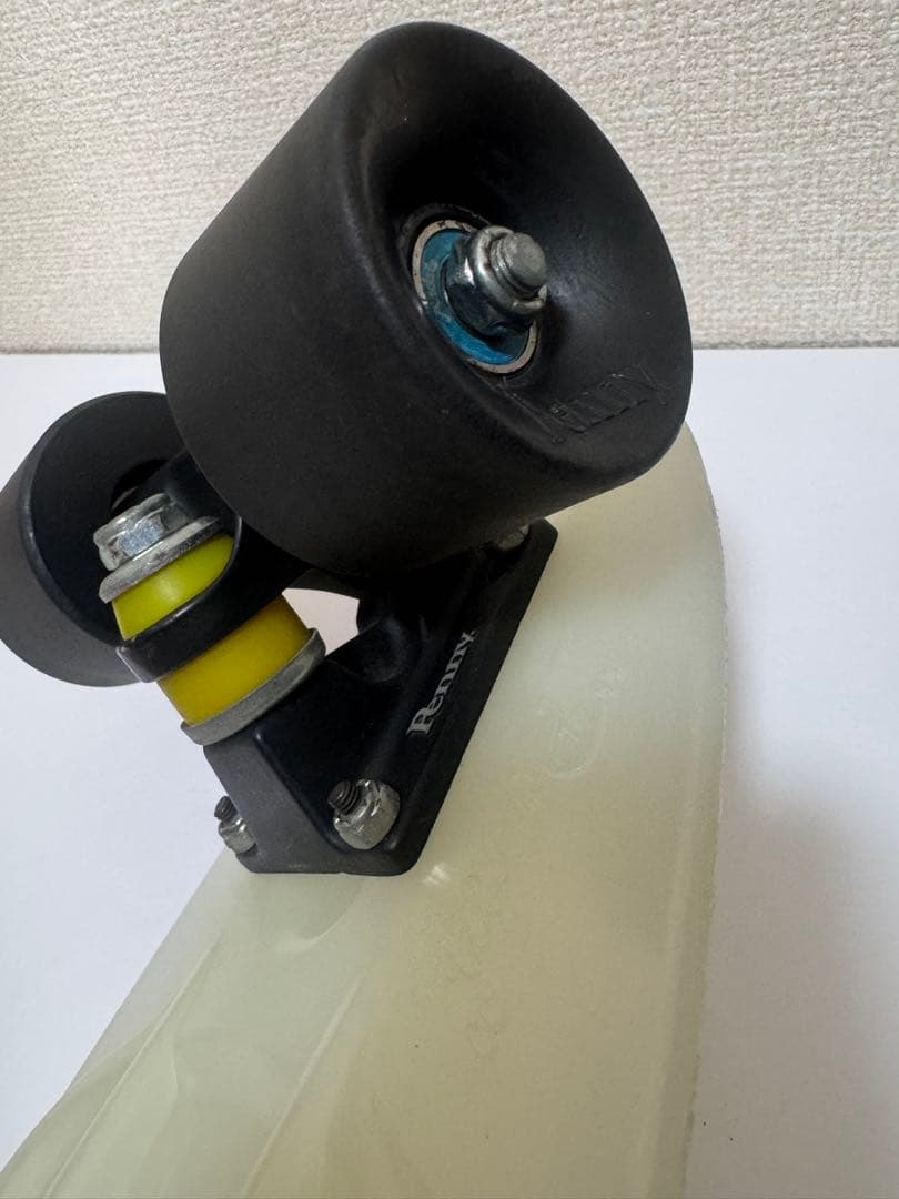 penny ペニー スケートボード 22インチ「蓄光」