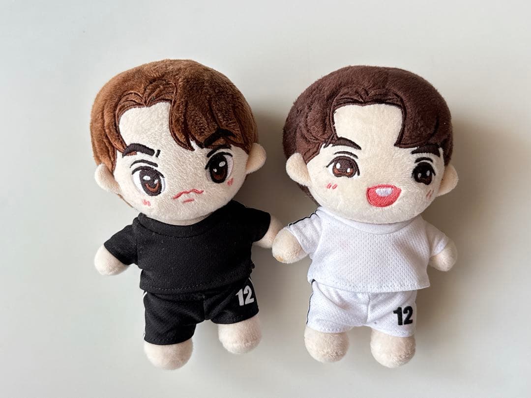 2gether BrightWin サラタイぬいぐるみ